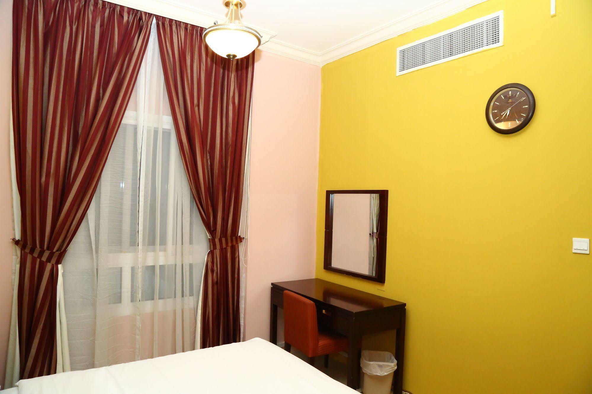 Golden Square Hotel Apartments Dubaj Kültér fotó