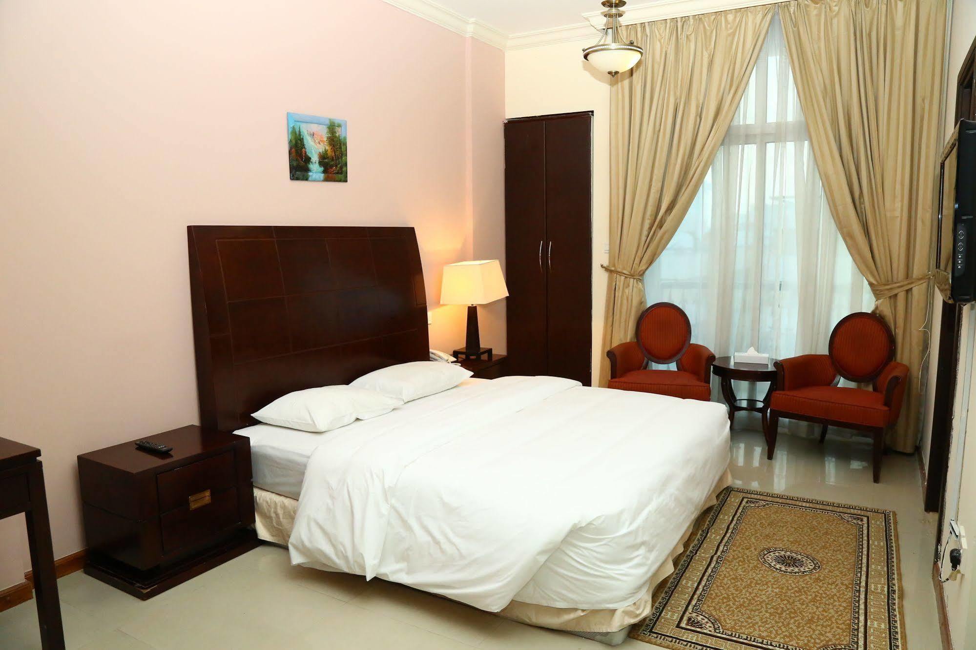 Golden Square Hotel Apartments Dubaj Kültér fotó