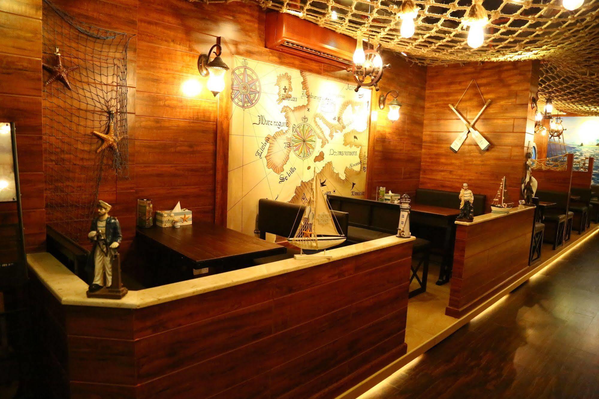 Golden Square Hotel Apartments Dubaj Kültér fotó
